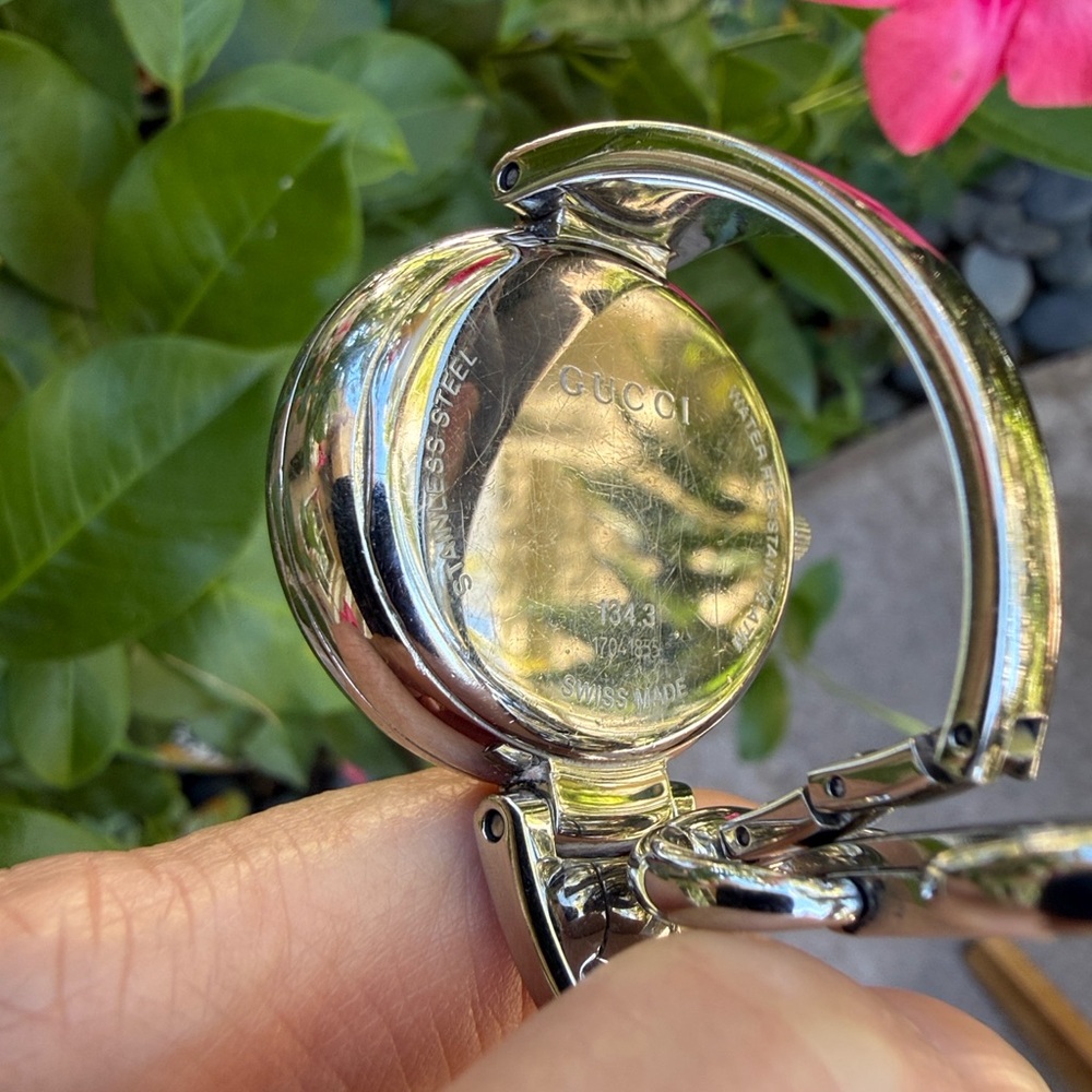 Gucci Guccissima black and silver watch, authentic EUC - Picture 5 of 8